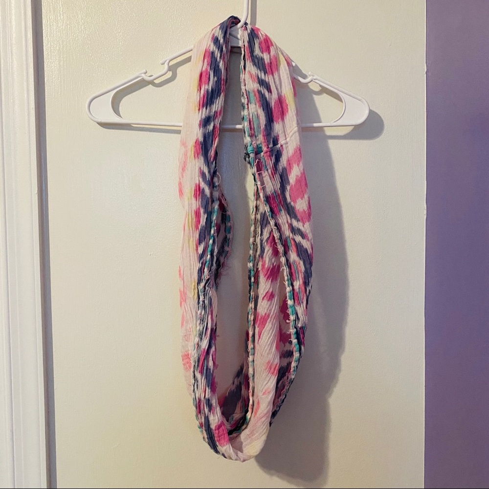 American Eagle Circle Infinity Scarf - Pink Purple